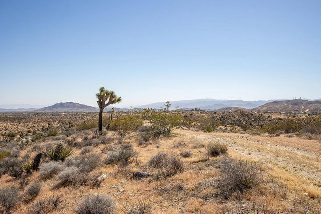 133 Elata Avenue, Yucca Valley, CA 92284