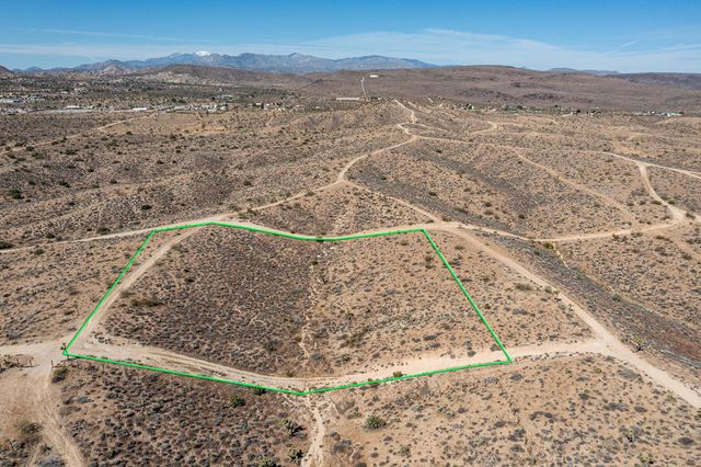 133 Elata Avenue, Yucca Valley, CA 92284