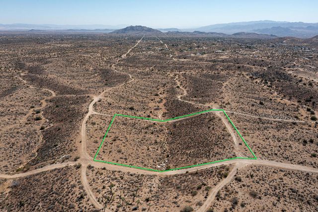 133 Elata Avenue, Yucca Valley, CA 92284