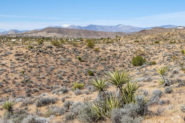 133 Elata Avenue, Yucca Valley, CA 92284