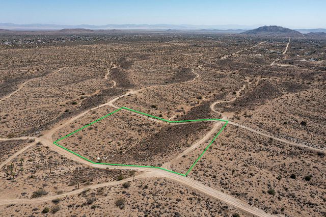 133 Elata Avenue, Yucca Valley, CA 92284