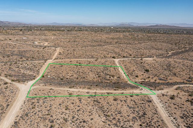 133 Elata Avenue, Yucca Valley, CA 92284