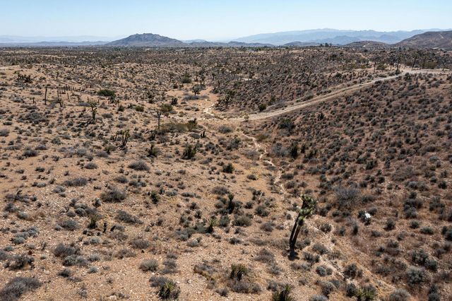 133 Elata Avenue, Yucca Valley, CA 92284