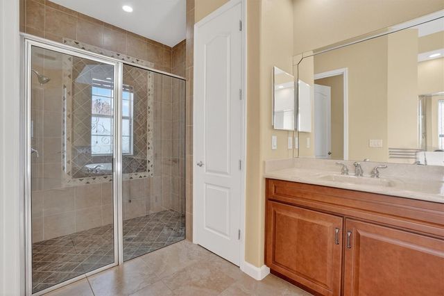 13 NEW OAK LEAF DRIVE, Palm Coast, FL 32137