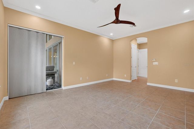 13 NEW OAK LEAF DRIVE, Palm Coast, FL 32137