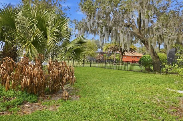 13 NEW OAK LEAF DRIVE, Palm Coast, FL 32137