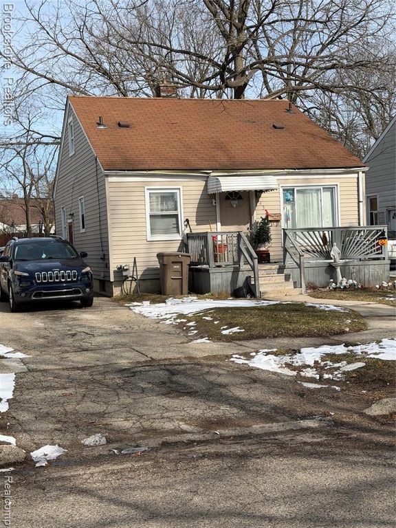 643 E Mansfield Avenue, Pontiac, MI 48340