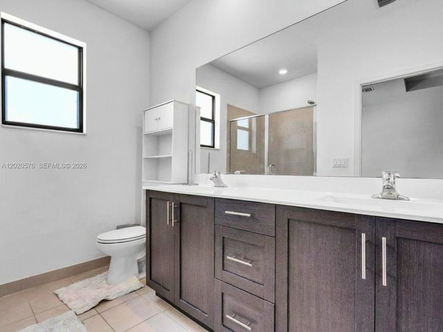 25175 SW 108th Ave, Homestead, FL 33032