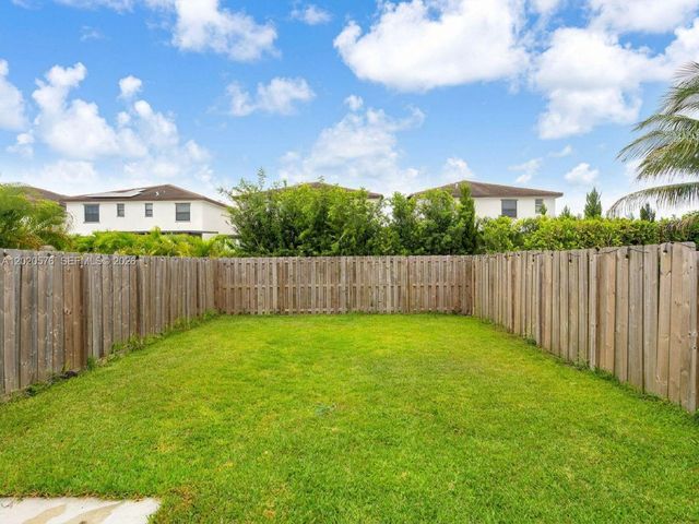 25175 SW 108th Ave, Homestead, FL 33032