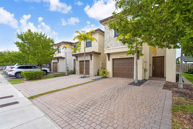 25175 SW 108th Ave, Homestead, FL 33032