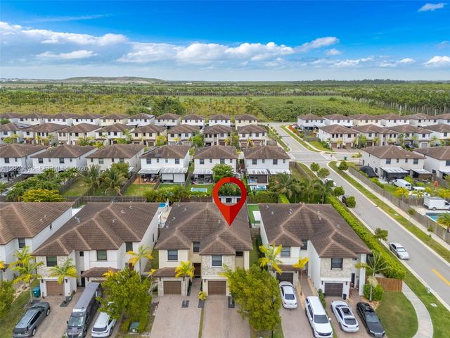 25175 SW 108th Ave, Homestead, FL 33032