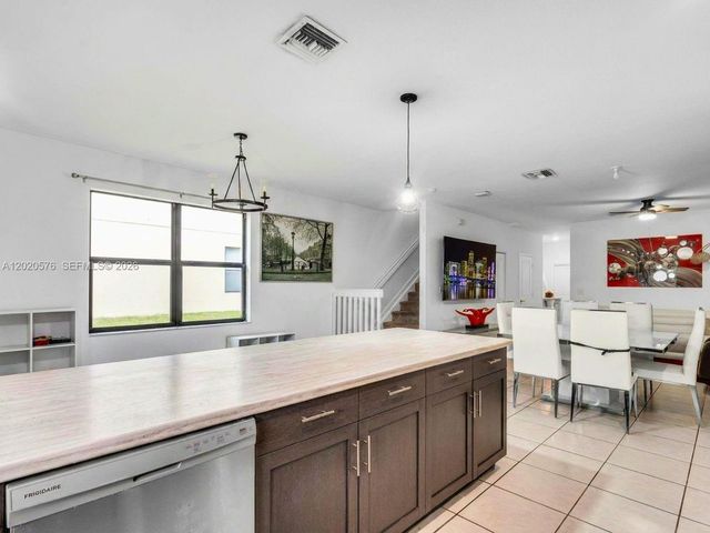 25175 SW 108th Ave, Homestead, FL 33032