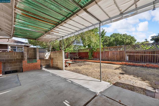 105 W 15Th St, Antioch, CA 94509