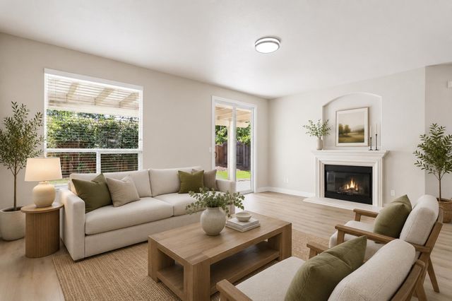 1992 San Carlos Cir, Roseville, CA 95747