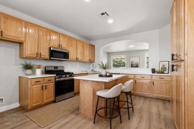 1992 San Carlos Cir, Roseville, CA 95747