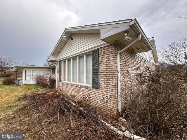 11475 PINE HILL DRIVE, Waynesboro, PA 17268