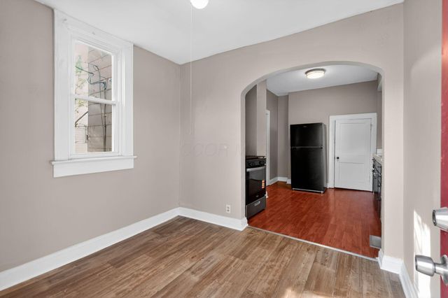 1607 Briarwood Avenue, Columbus, OH 43211