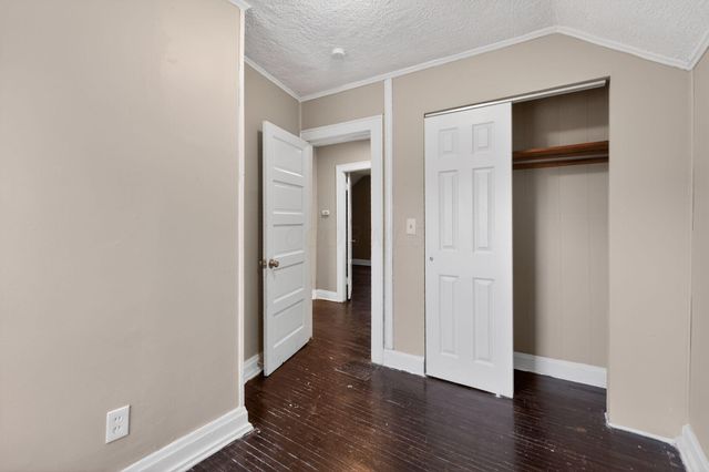 1607 Briarwood Avenue, Columbus, OH 43211