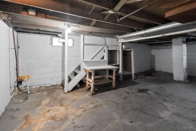 1607 Briarwood Avenue, Columbus, OH 43211