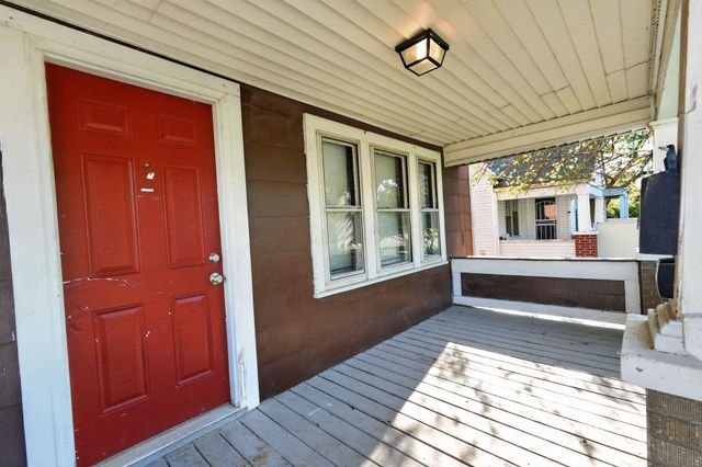 1607 Briarwood Avenue, Columbus, OH 43211