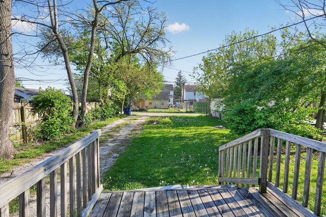 1607 Briarwood Avenue, Columbus, OH 43211