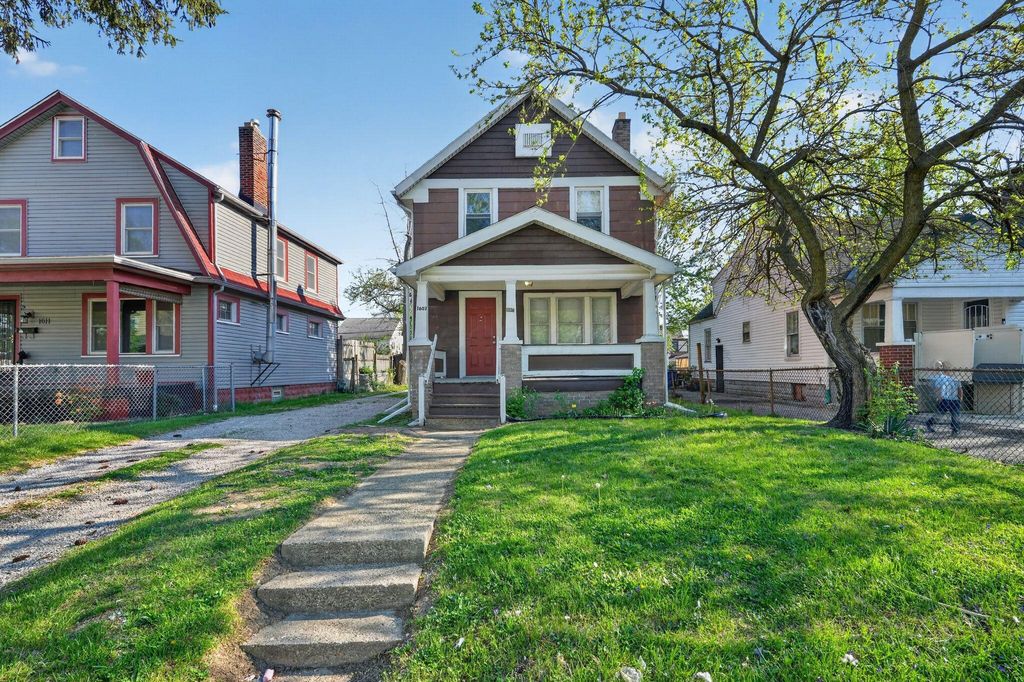 1607 Briarwood Avenue, Columbus, OH 43211