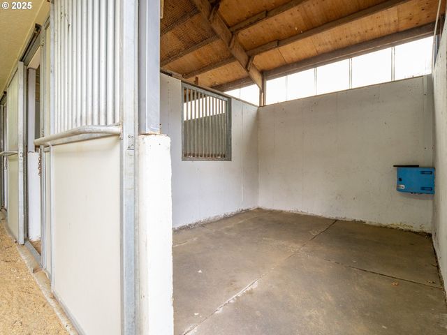 17795 Ne LAUGHLIN Rd, Yamhill, OR 97148