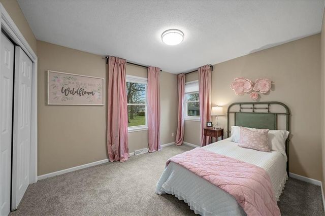 12311 W 67th Terrace, Shawnee, KS 66216