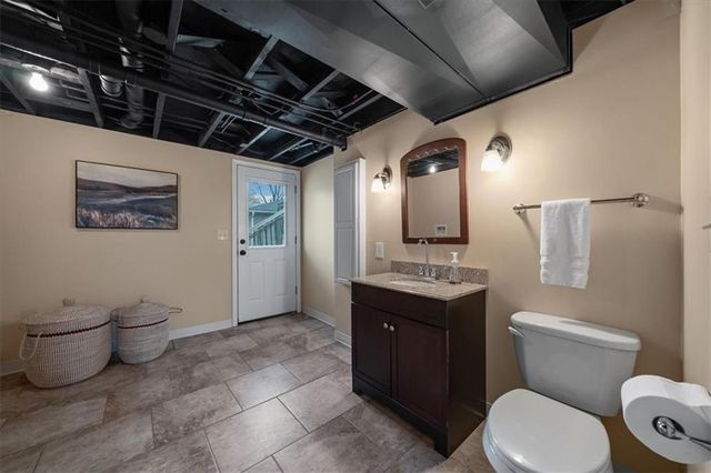 12311 W 67th Terrace, Shawnee, KS 66216