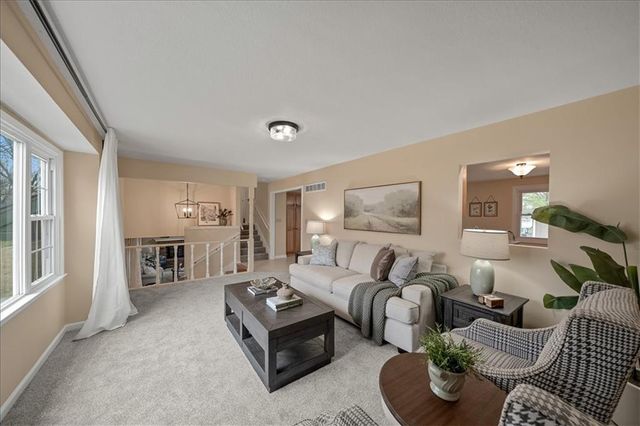 12311 W 67th Terrace, Shawnee, KS 66216