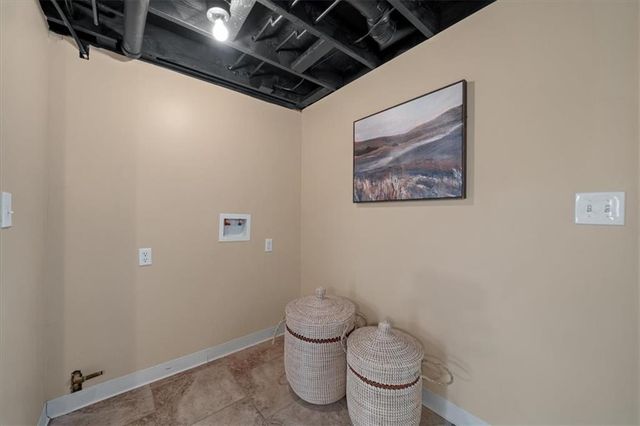 12311 W 67th Terrace, Shawnee, KS 66216