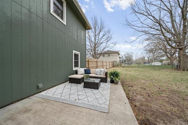 12311 W 67th Terrace, Shawnee, KS 66216