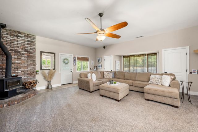 2300 Auburn Folsom Rd, Newcastle, CA 95658