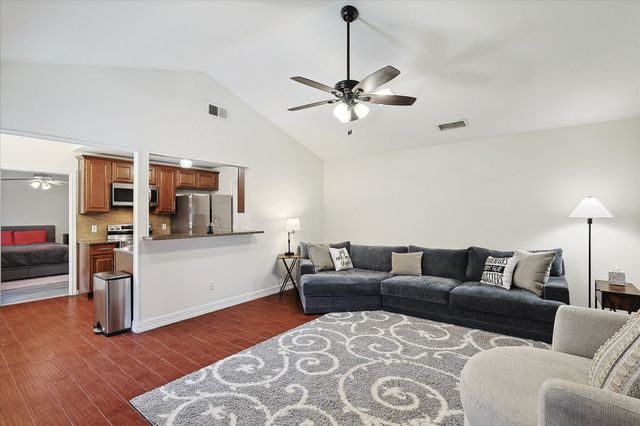 2320 Carol Good Lane, Carrollton, TX 75006