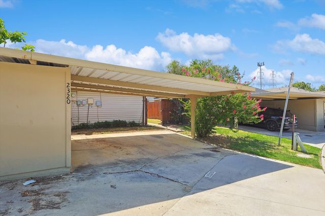 2320 Carol Good Lane, Carrollton, TX 75006