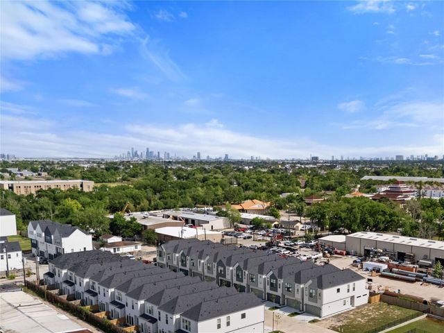 8418 Pech Landing Drive, Houston, TX 77055