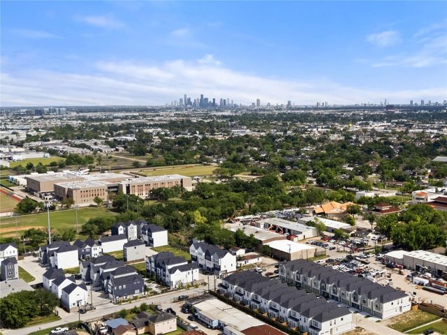 8418 Pech Landing Drive, Houston, TX 77055