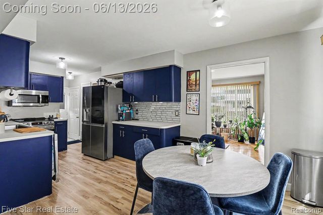 29261 Marshall Street, Southfield, MI 48076