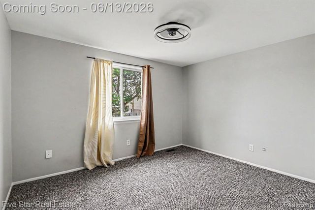 29261 Marshall Street, Southfield, MI 48076