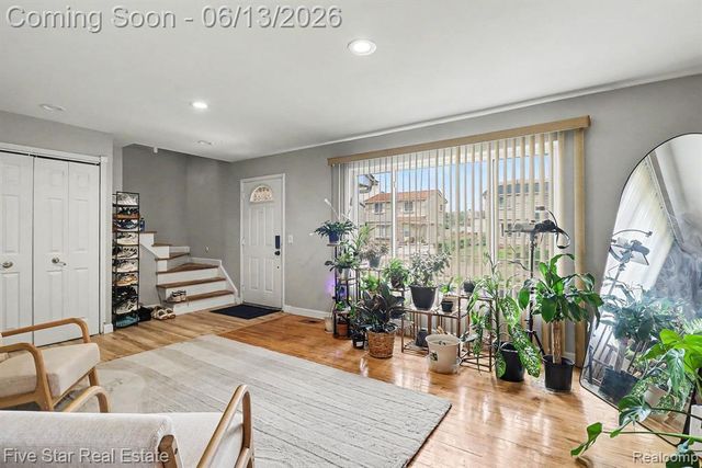 29261 Marshall Street, Southfield, MI 48076