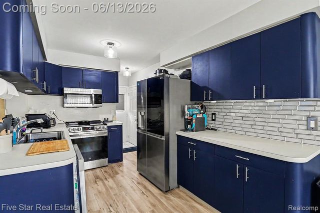 29261 Marshall Street, Southfield, MI 48076