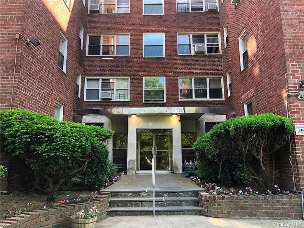 1234 Midland Avenue 6E, Bronxville, NY 10708