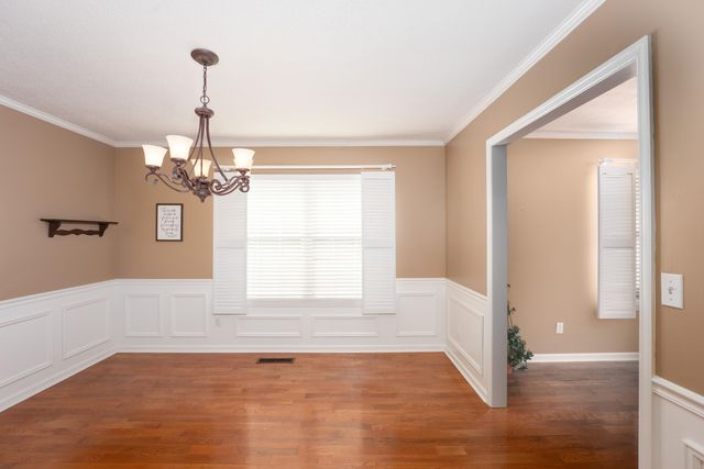 431 Golden Oaks Drive, Hixson, TN 37343