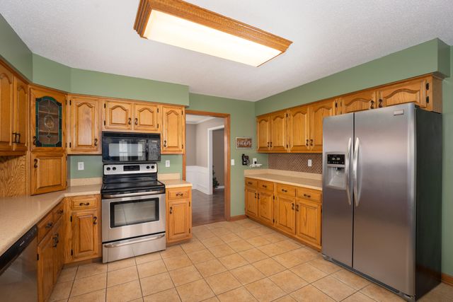 431 Golden Oaks Drive, Hixson, TN 37343