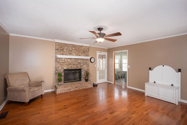 431 Golden Oaks Drive, Hixson, TN 37343