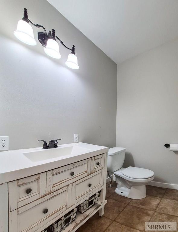 Image 16 of property listing at 862 Highland Street, Ashton, ID 83420