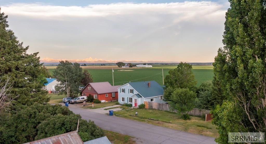 Image 39 of property listing at 862 Highland Street, Ashton, ID 83420