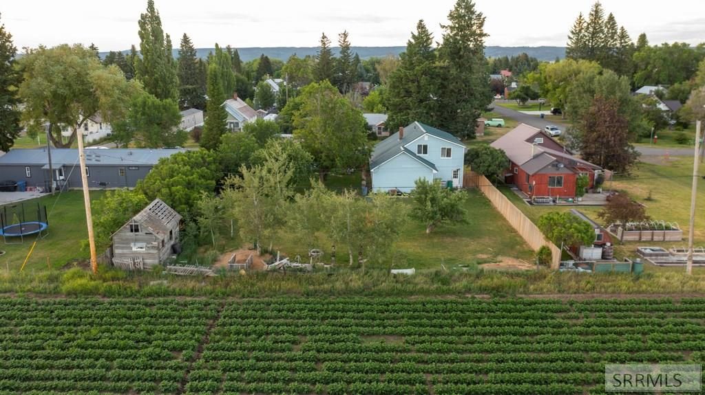 Image 40 of property listing at 862 Highland Street, Ashton, ID 83420