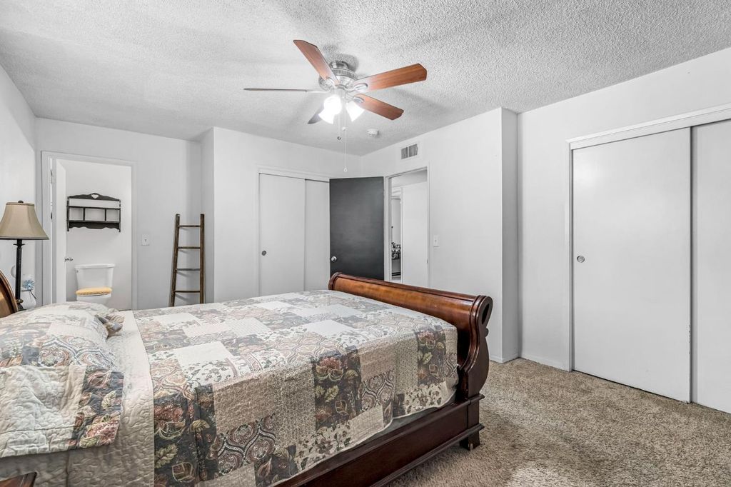 Image 20 of property listing at 11975 Charlton Road, Madera, CA 93636