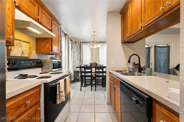 518 N 17th Street, Van Buren, AR 72956